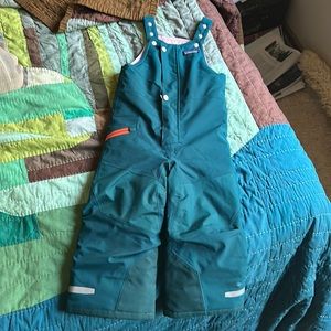 Patagonia Baby Snow Pile Bibs size 3T